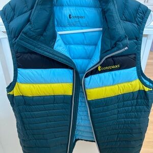 NWT Women’s Cotopaxi vest size small